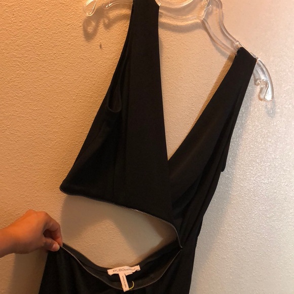 LBD - Picture 2 of 4